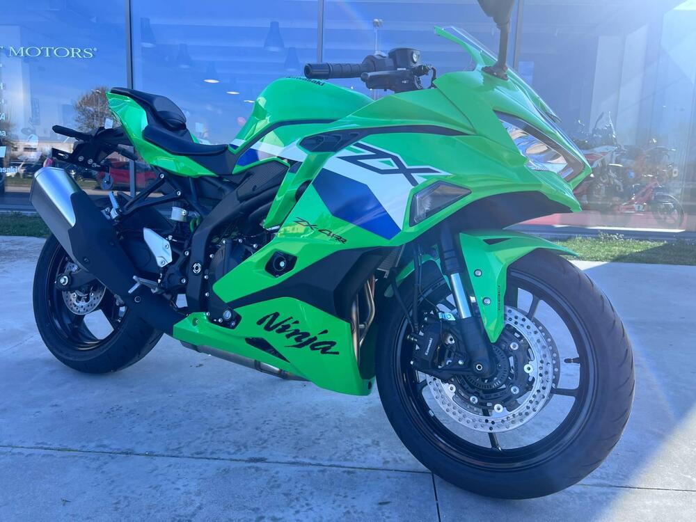 Kawasaki Ninja ZX-4RR (2024 - 26)
