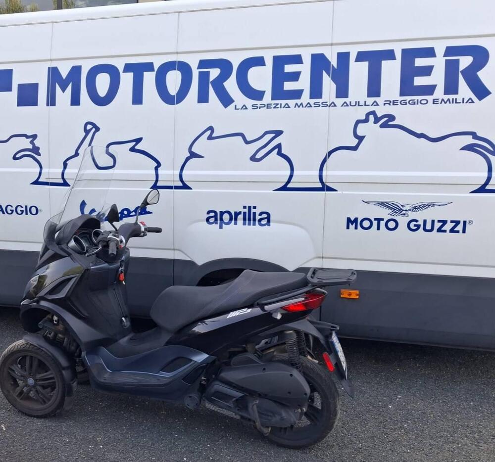 Piaggio Mp3 300 ie Sport/Business (2018 - 19) (2)