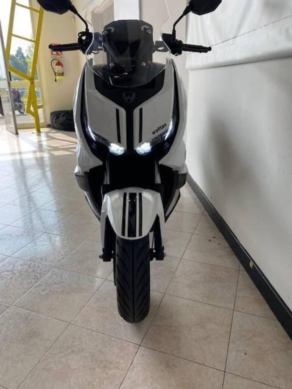 Wottan Motor GT2 125 (2025 - 26) (9)