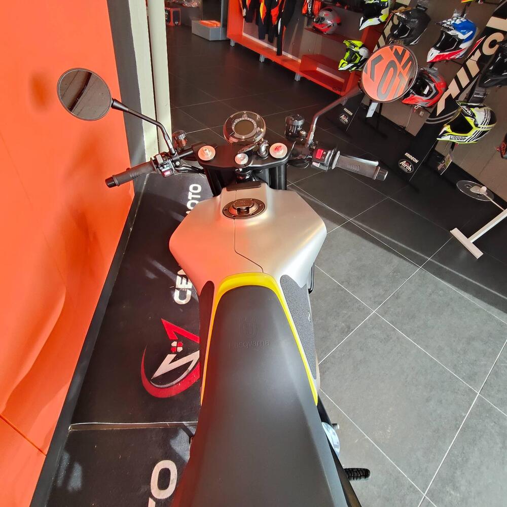 Husqvarna Vitpilen 701 (2018 - 19) (3)