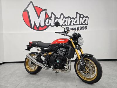Kawasaki Z 900 RS SE (2026) usata