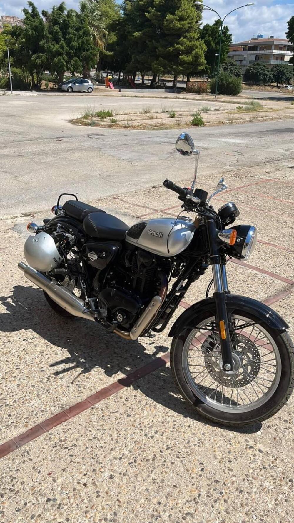 Benelli Imperiale 400 (2021 - 25) (8)