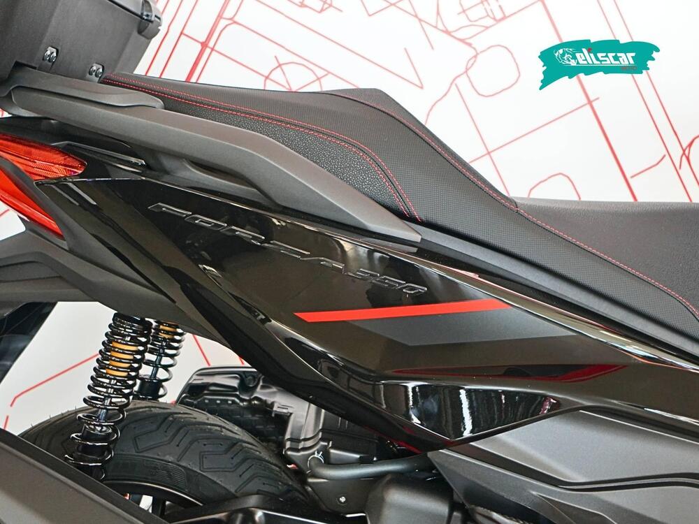 Honda Forza 350 Deluxe (2025 - 26) (5)