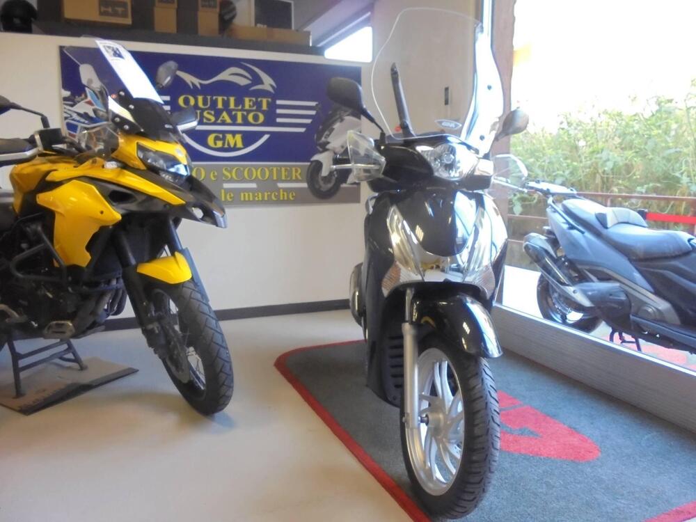 Honda SH 125 i ABS (2013 - 17) (2)