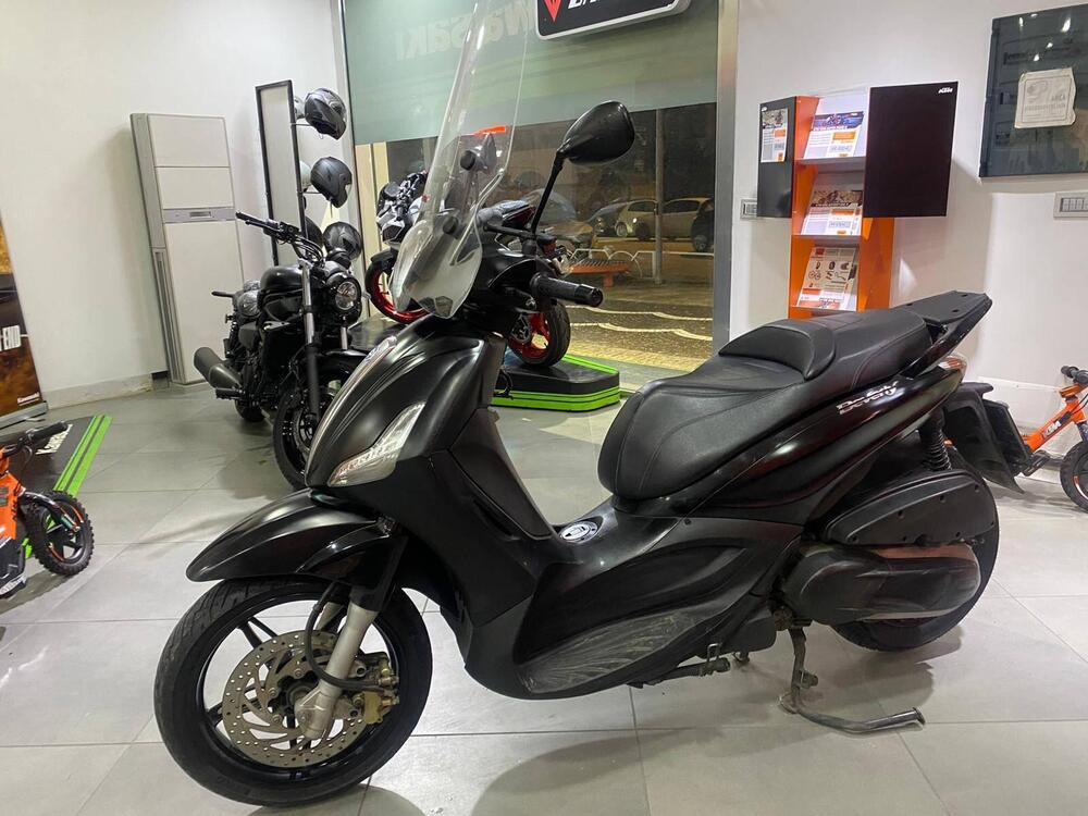 Piaggio Beverly 350 SportTouring ie (2011 - 15) (2)