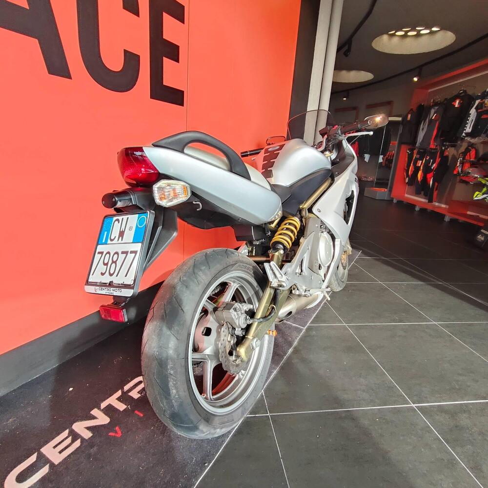 Kawasaki ER-6F (2006 - 08) (5)