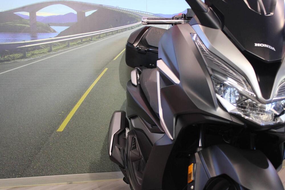 Honda Forza 350 (2022 - 24) (10)