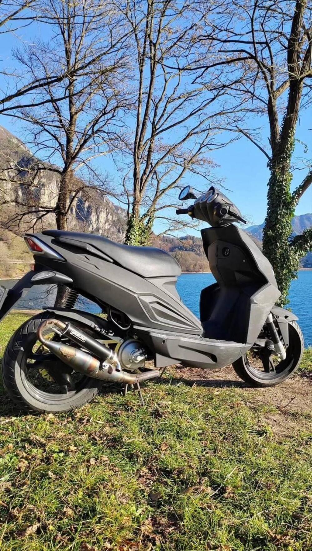 Malaguti F12 Phantom 50 R Liquid Cooled (2008 - 11)