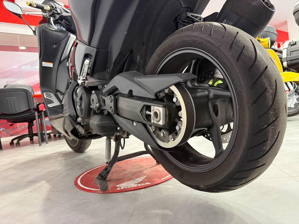 Yamaha T-Max 530 SX (2017 - 19) (12)