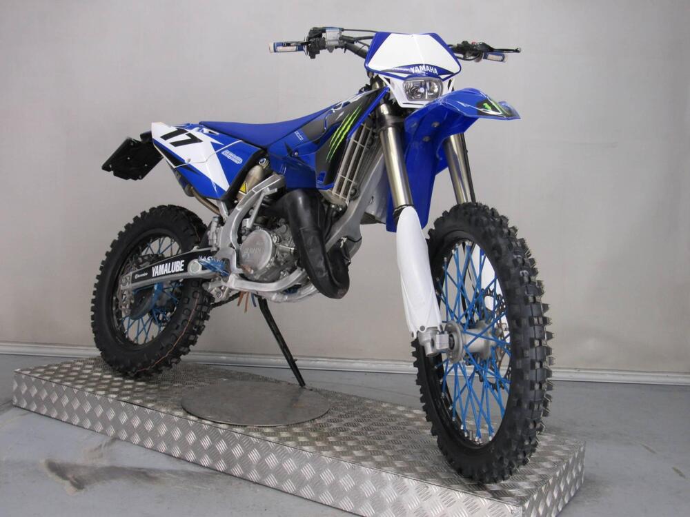 Yamaha YZ 125 (2018) (8)