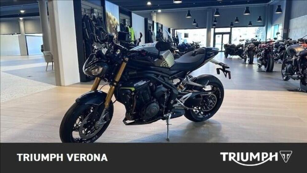 Triumph Speed Triple 1200 RS (2025 - 26) (2)