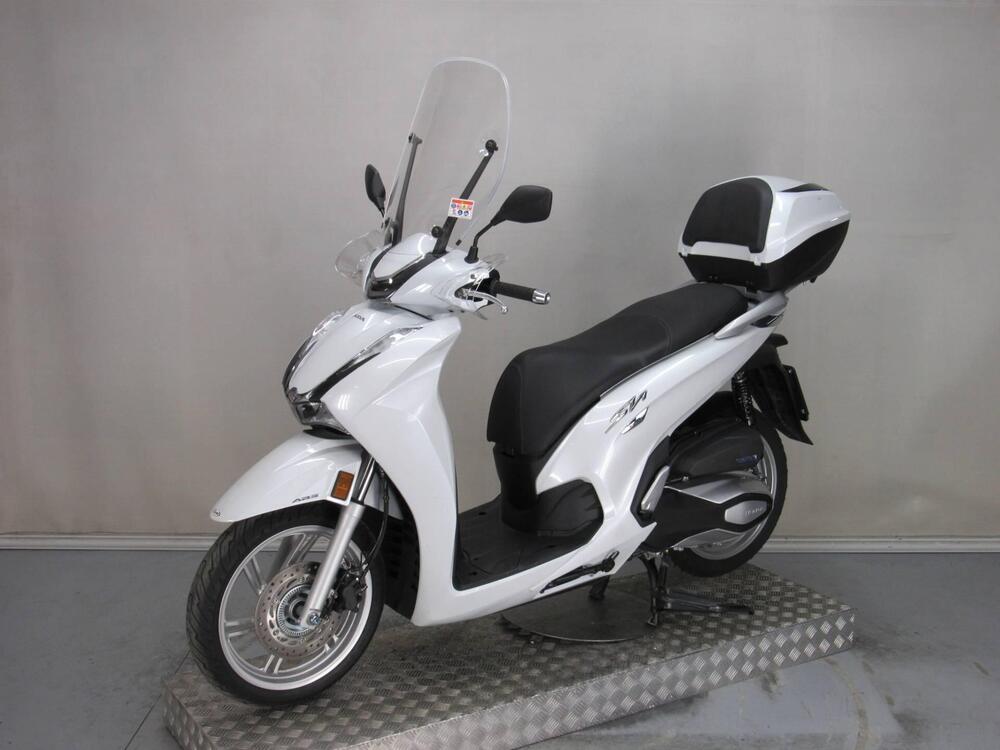 Honda SH 350 (2021 - 24) (3)