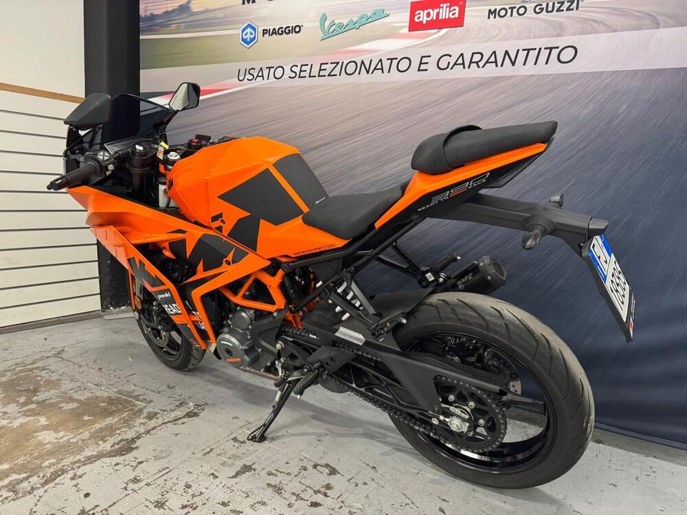 KTM RC 390 (2022 - 26) (3)