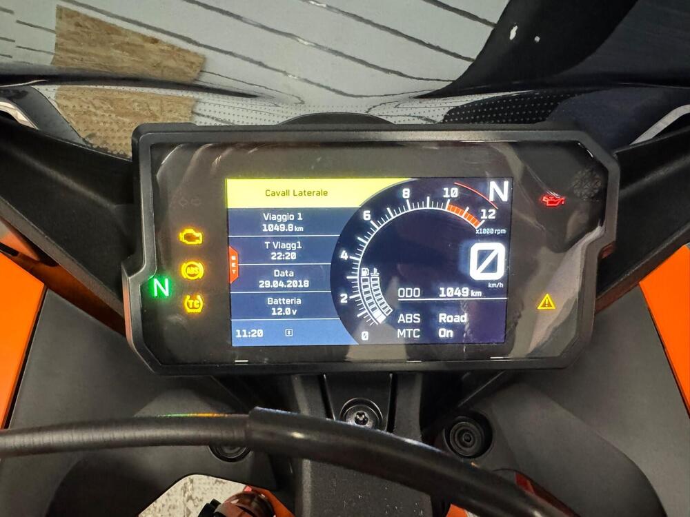 KTM RC 390 (2022 - 26) (5)