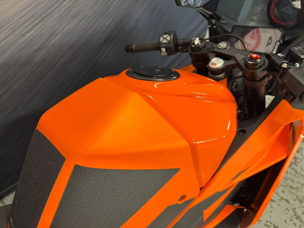 KTM RC 390 (2022 - 26) (6)