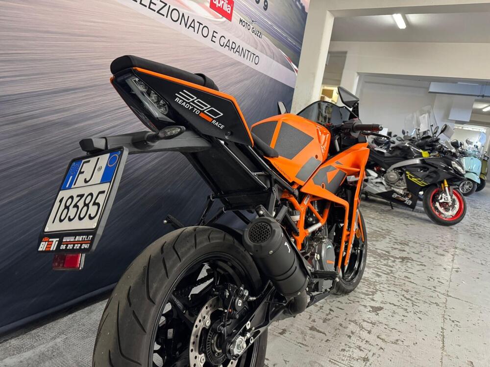 KTM RC 390 (2022 - 26) (10)