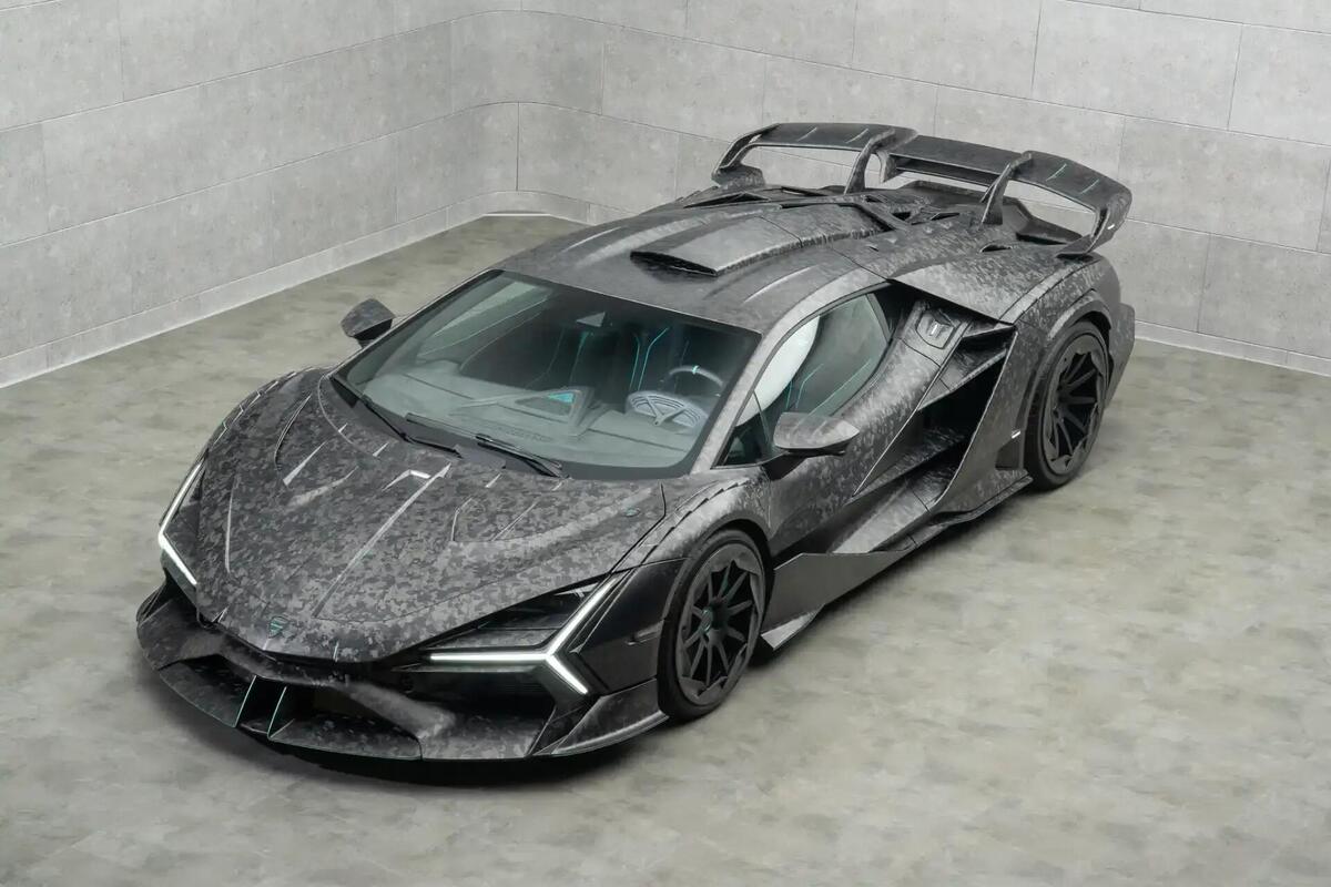Mansory Carbonado X: quando la Lamborghini Revuelto da 1.001 CV non era abbastanza estrema