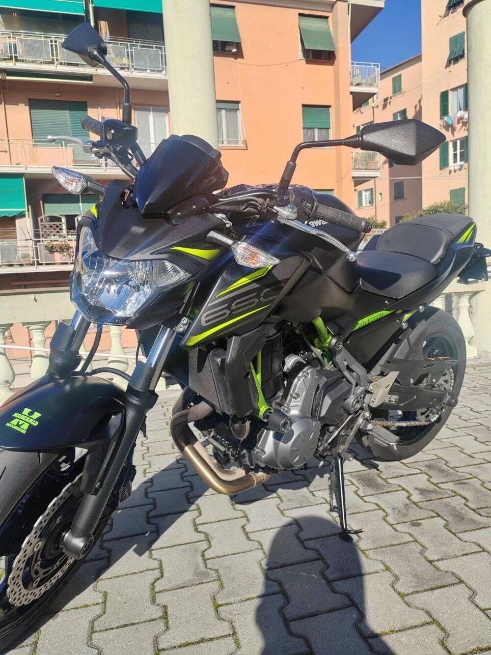 Kawasaki Z 650 (2017 - 19) (15)