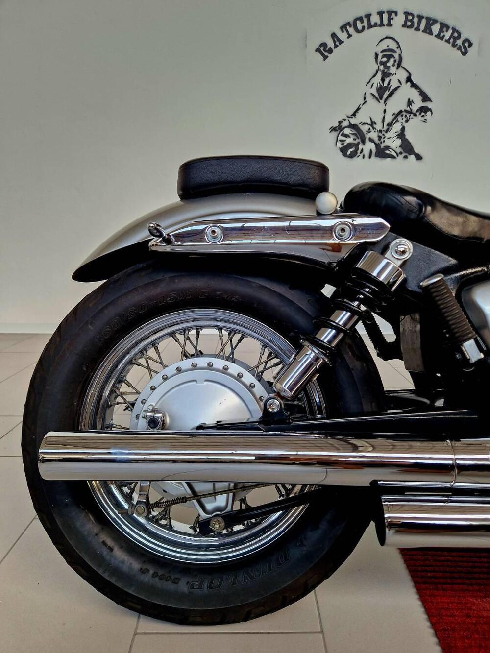 Honda VT 750 Shadow Black Spirit (2007 - 16) (10)