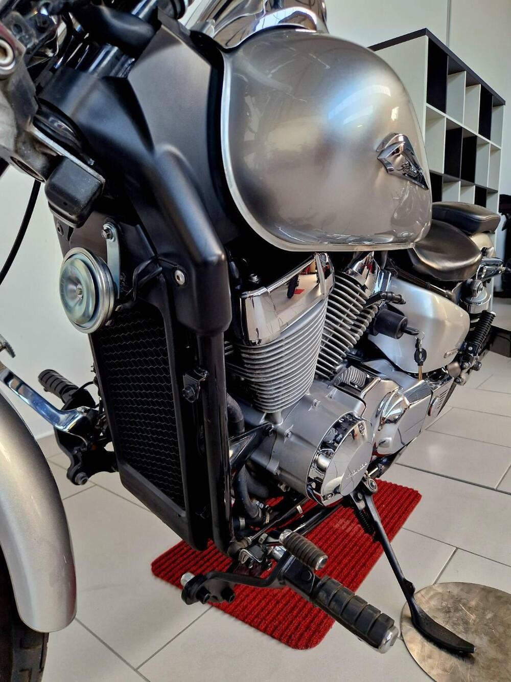 Honda VT 750 Shadow Black Spirit (2007 - 16) (17)