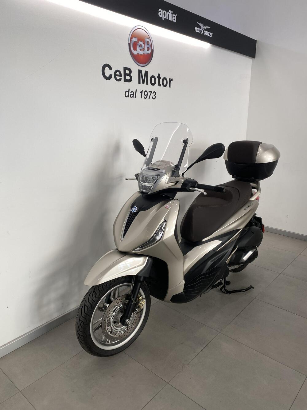 Piaggio Beverly 300 ABS-ASR (2021 - 25) (5)