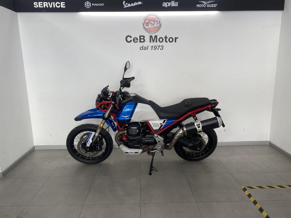 Moto Guzzi V85 TT Evocative Graphics (2021 - 23) (5)