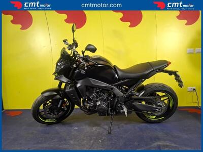 Yamaha MT-09 (2021 - 23) usata