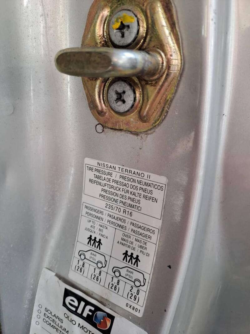 Nissan Terrano II usata a Pesaro-Urbino (13)