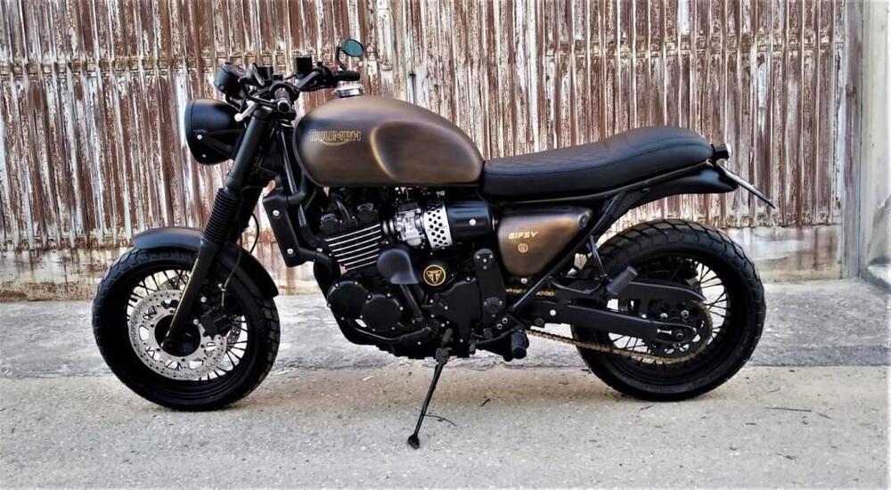 Triumph Thunderbird 900 Sport (1998 - 02) (2)