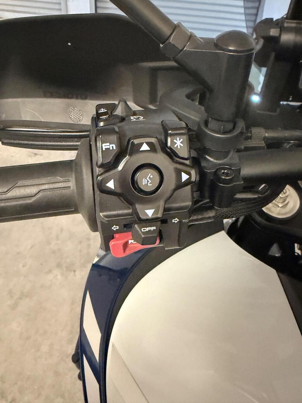 CFMOTO 800MT Explore (2023 - 26) (9)