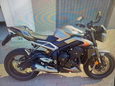 Triumph Street Triple 765 RS (2023 - 26) usata
