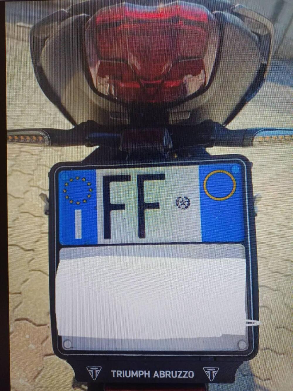 Triumph Street Triple 765 RS (2023 - 26) (5)