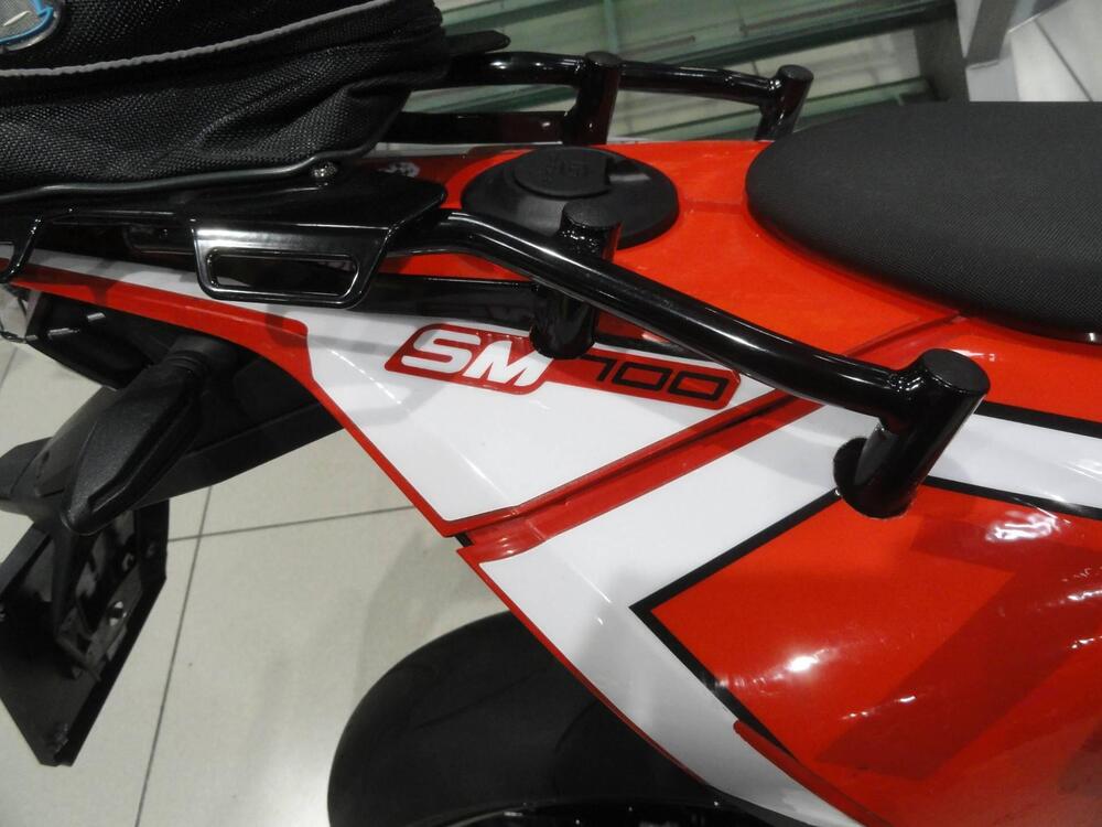 GASGAS SM 700 (2022 - 26) (6)