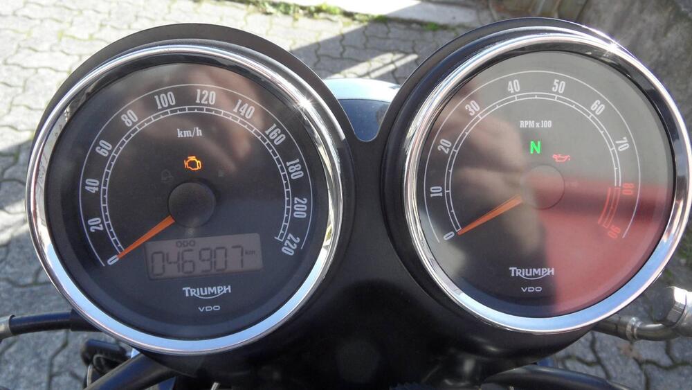 Triumph Bonneville T100 (2008 - 16) (2)