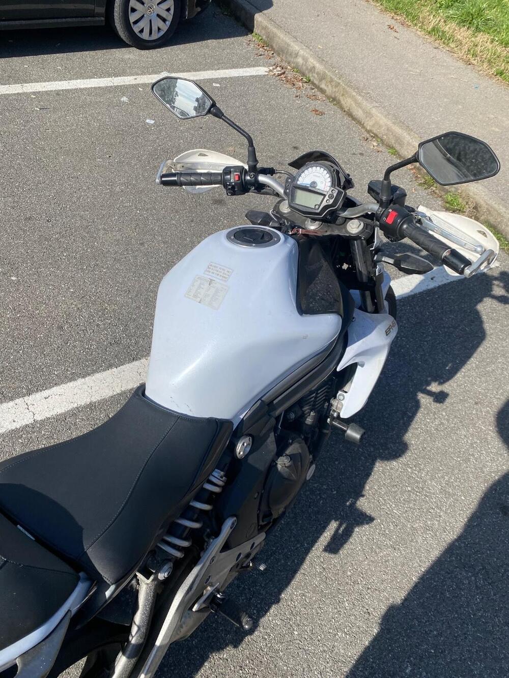 Kawasaki ER-6N (2012 - 13) (6)