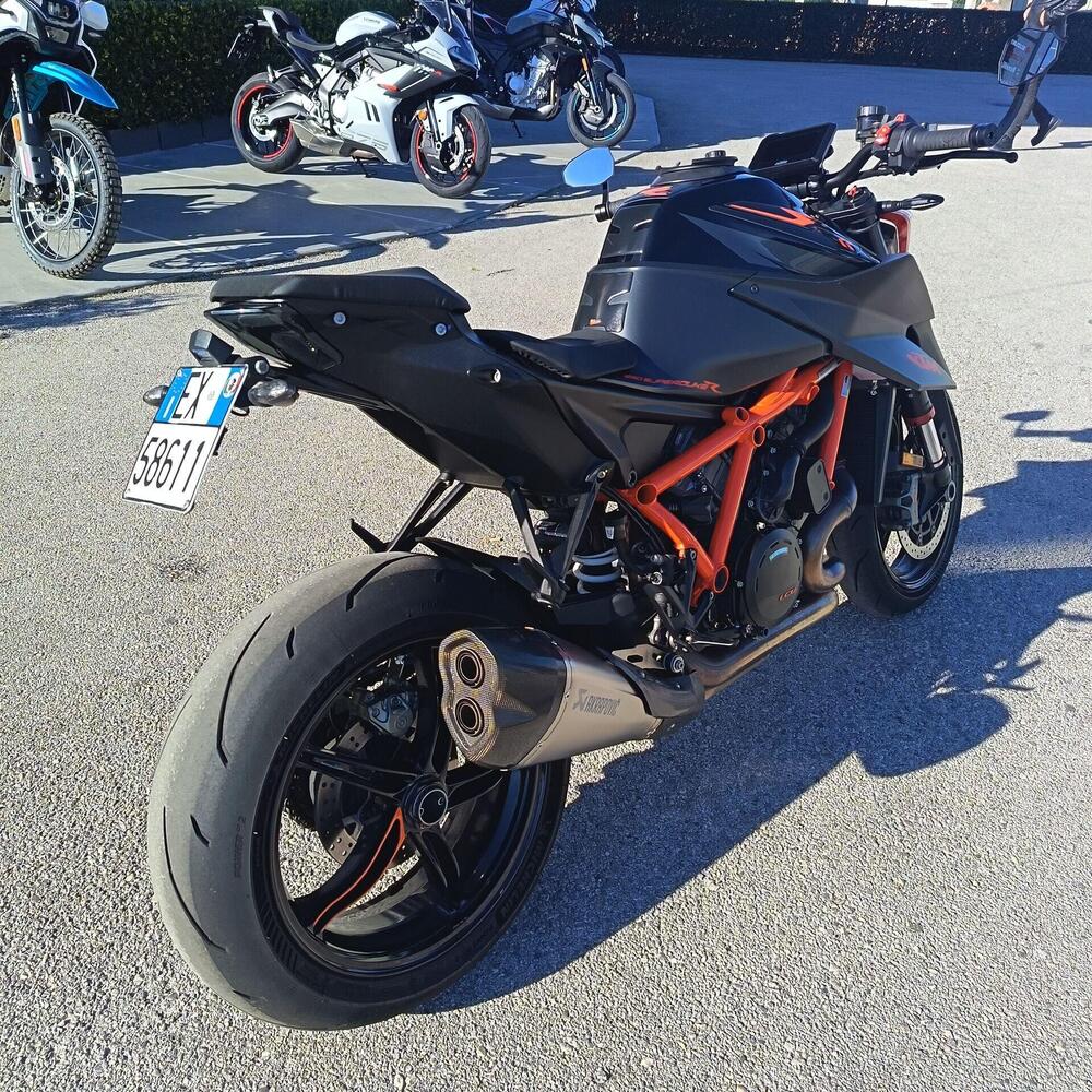 KTM 1290 Super Duke R (2021) (6)