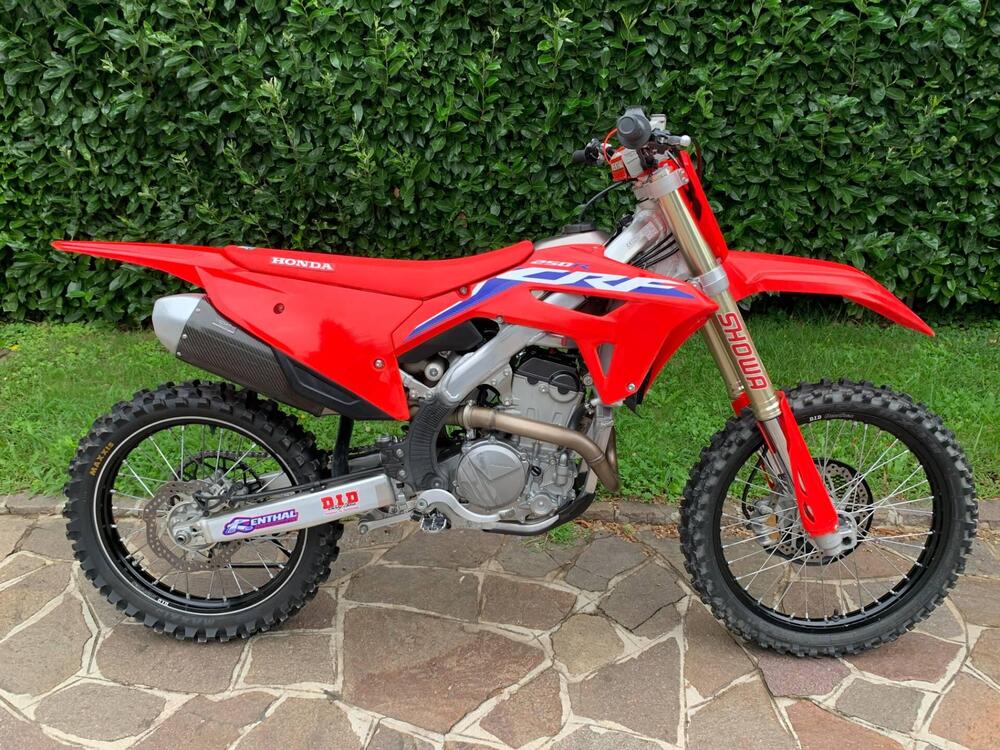 Honda CRF 250 R (2022)