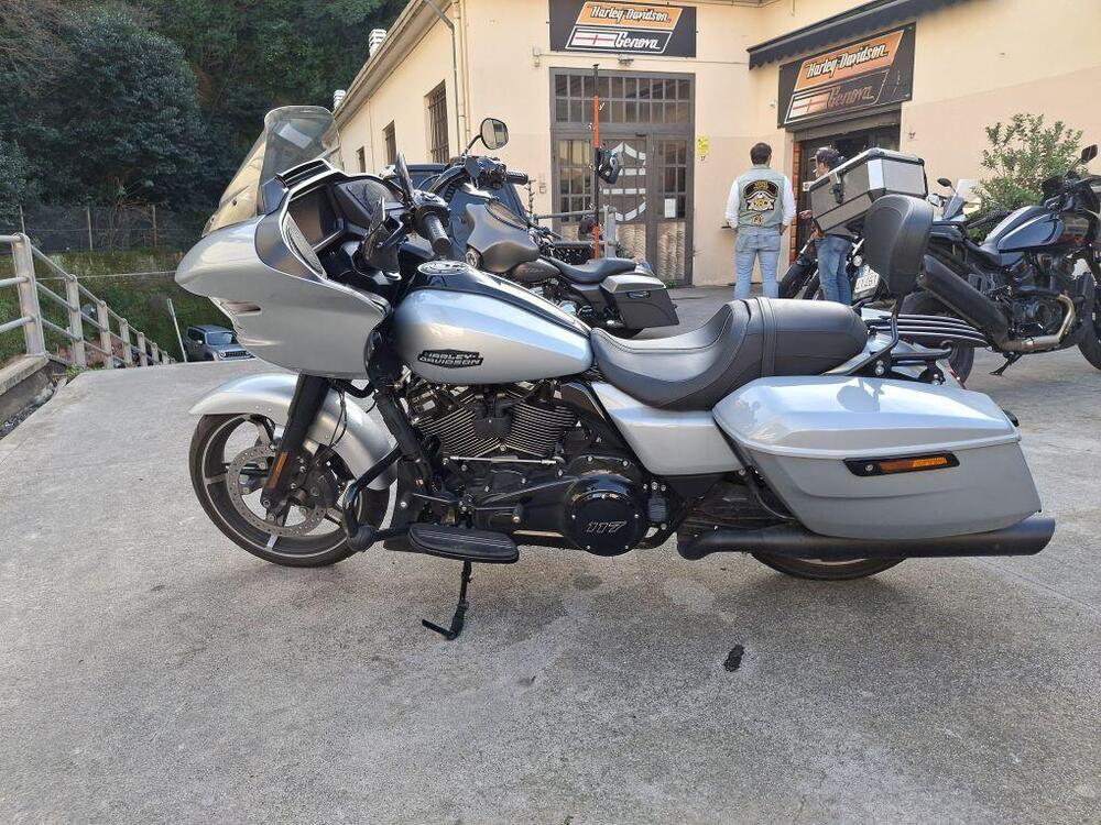 Harley-Davidson Road Glide (2024 - 25) (2)