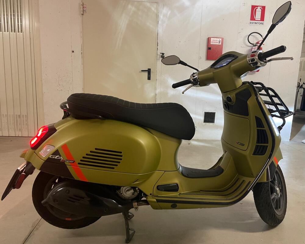 Vespa GTS 300 Super Sport (2023 - 24)