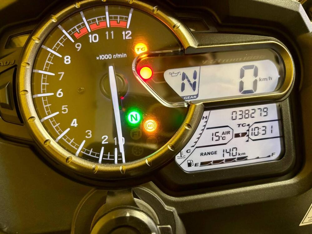 Suzuki V-Strom 1000 ABS No compromise LE (2015 - 17) (5)