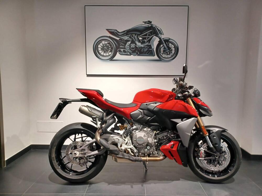 Ducati Streetfighter V2 (2025 - 26)