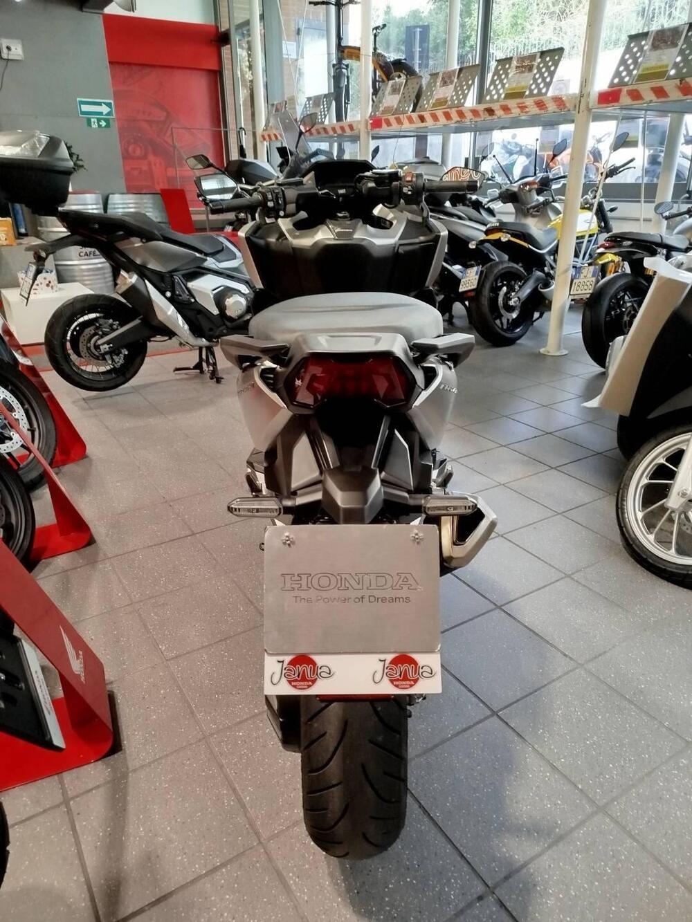 Honda Forza 750 DCT (2021 - 24) (4)