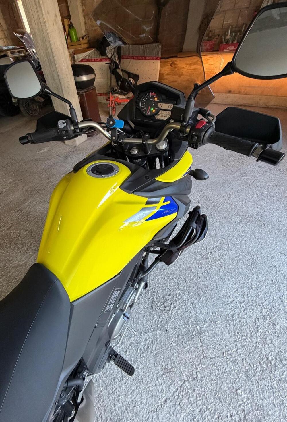 Suzuki V-Strom 650XT Explorer (2022 - 25) (12)