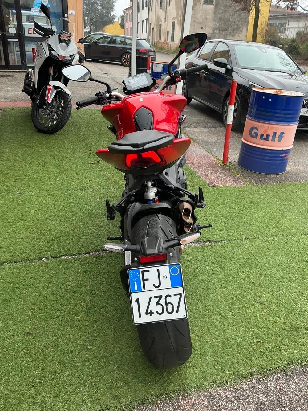 MV Agusta Brutale 800 Rosso (2021 - 23) (7)