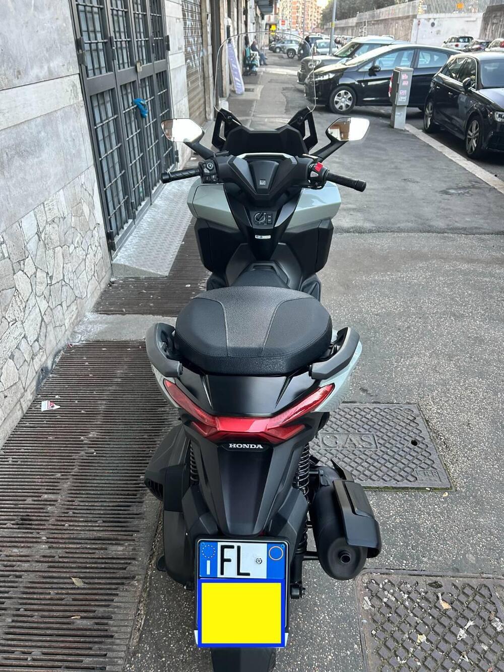 Honda Forza 350 (2025 - 26) (4)