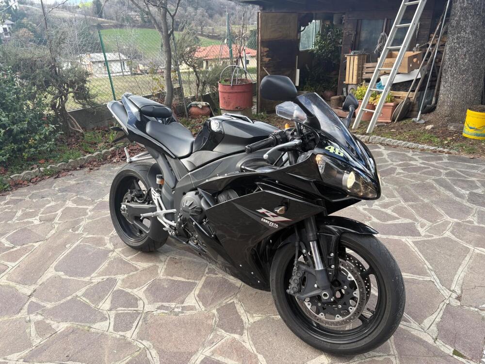 Yamaha YZF R1 (2007 - 08) (12)