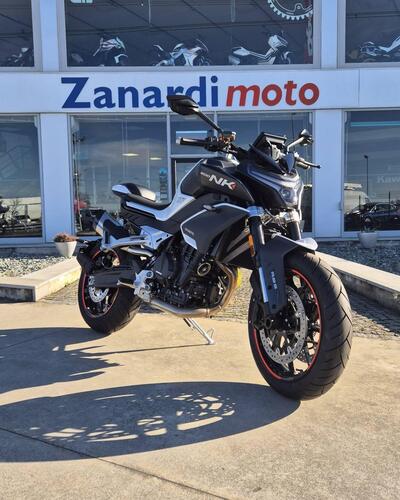 CFMOTO 800NK Advanced (2023 - 26) nuova