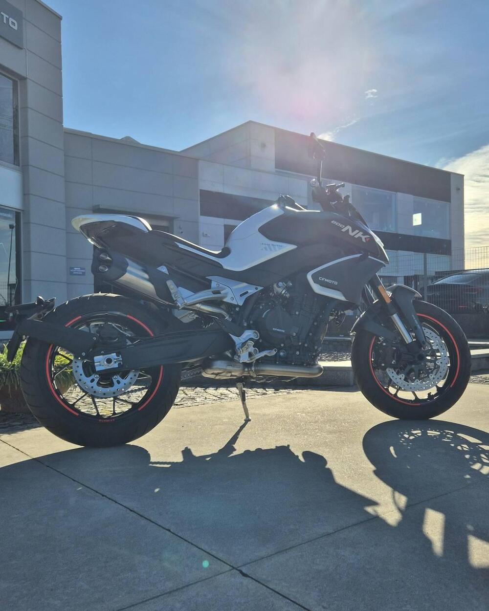 CFMOTO 800NK Advanced (2023 - 26) (2)