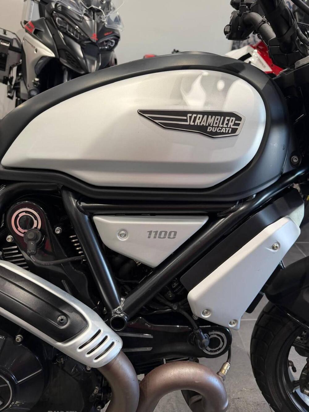 Ducati Scrambler 1100 Dark Pro (2020 - 24) (12)