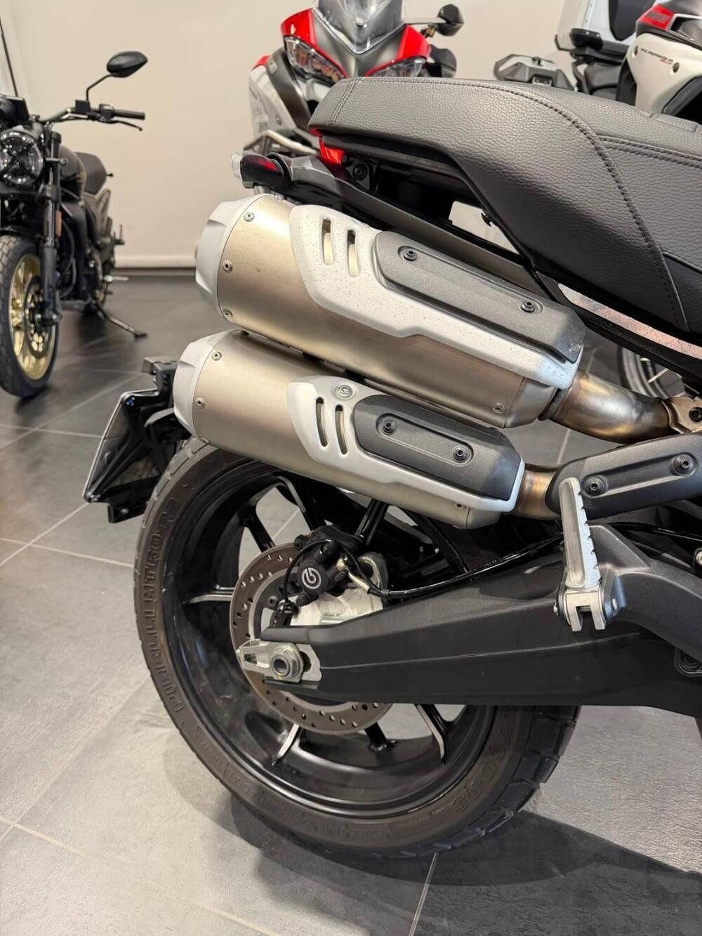 Ducati Scrambler 1100 Dark Pro (2020 - 24) (8)